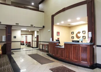 Comfort Suites Twinsburg hotel thumbnail 2