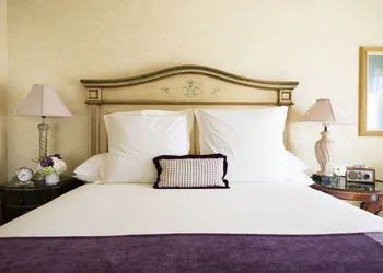 Delamar Greenwich Harbor hotel thumbnail 5