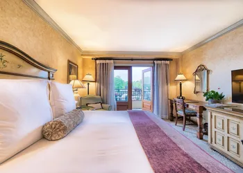 Delamar Greenwich Harbor hotel thumbnail 6