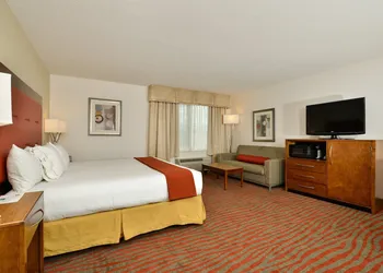 Holiday Inn Express Boston - Milford by IHG hotel thumbnail 6