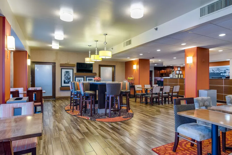Hampton Inn Johnson City hotel detail image 2