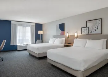 Spark by Hilton Smithfield I-95 hotel thumbnail 7