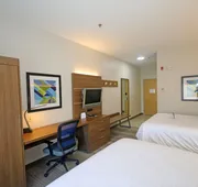 Holiday Inn Express Hotel & Suites Greensboro - East by IHG hotel detail image 4