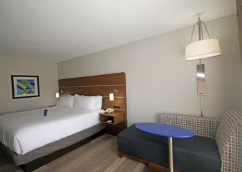 Holiday Inn Express Hotel & Suites Greensboro - East by IHG hotel thumbnail 5