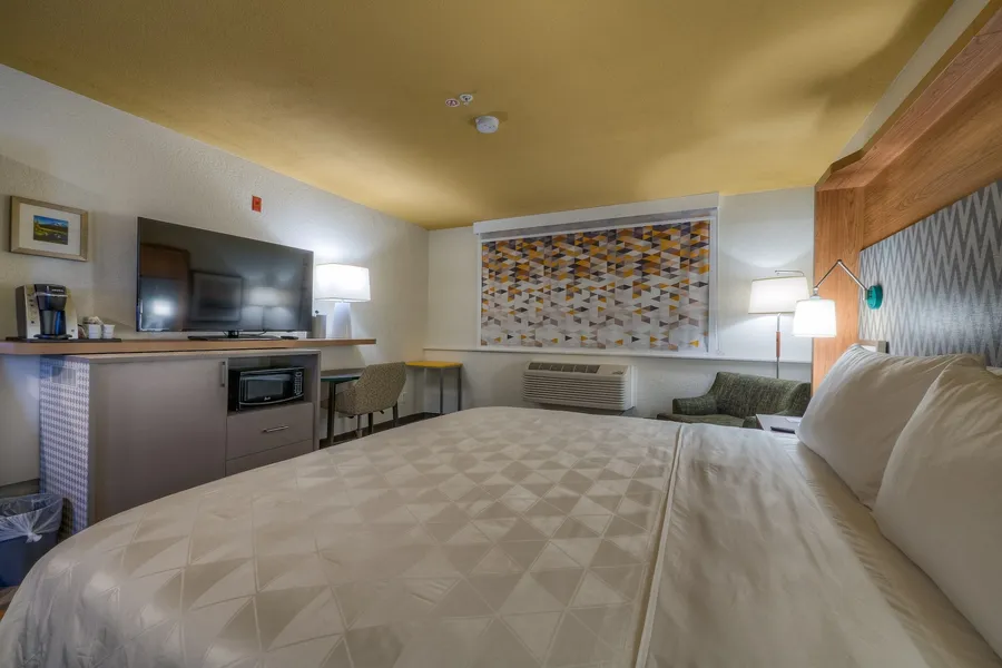 Holiday Inn Tacoma Mall by IHG hotel detail image 2