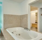Pacifica Beach Hotel hotel detail image 4