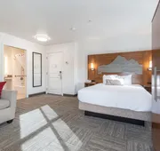 Marshall Suites Bainbridge Island, SureStay Collection by BW hotel detail image 3