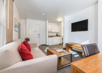 Marshall Suites Bainbridge Island, SureStay Collection by BW hotel thumbnail 8