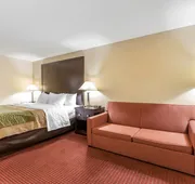 Quality Inn & Suites Portsmouth hotel detail image 7