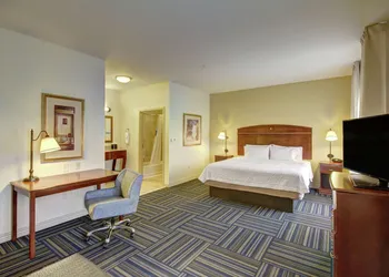 Hampton Inn & Suites Alexandria hotel thumbnail 6