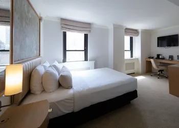 Warwick Allerton - Chicago hotel thumbnail 8