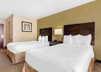 Hotel Watertown hotel thumbnail 3