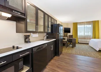 Candlewood Suites Washington North by IHG hotel thumbnail 5