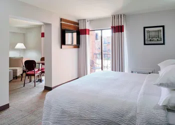 Four Points by Sheraton Detroit Novi hotel thumbnail 3