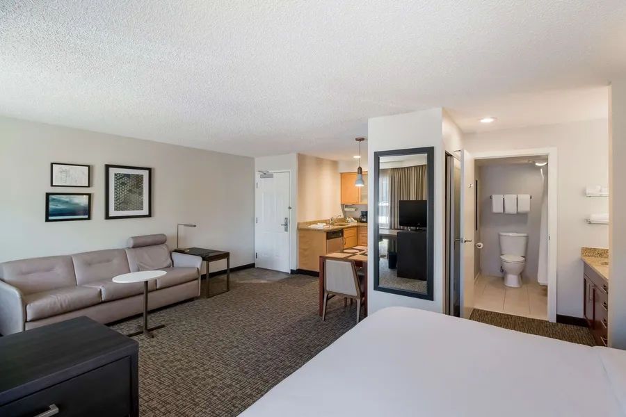 Sonesta ES Suites Huntington Beach Fountain Valley hotel detail image 6