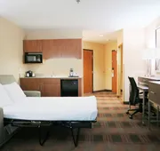 Holiday Inn Express & Suites Elk Grove Central - Hwy 99 by IHG hotel detail image 7