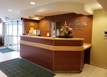 Microtel Inn & Suites by Wyndham Dover hotel thumbnail 3