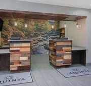 La Quinta Inn by Wyndham Calhoun South I-75 hotel detail image 3
