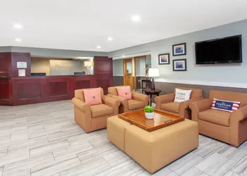 Baymont by Wyndham Grand Haven hotel thumbnail 3