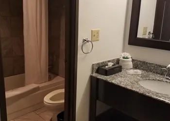 Best Western InnSuites Tucson Foothills Hotel & Suites hotel thumbnail 6