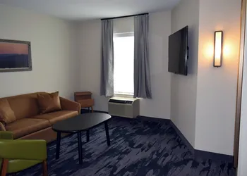 Fairfield Inn and Suites by Marriott Youngstown Austintown hotel thumbnail 8