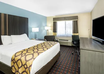 Baymont by Wyndham Tupelo hotel thumbnail 4