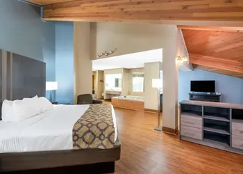 Baymont by Wyndham Tupelo hotel thumbnail 8