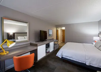 Hampton Inn Gainesville hotel thumbnail 5
