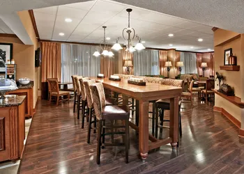 Hampton Inn by Hilton Bowling Green hotel thumbnail 2
