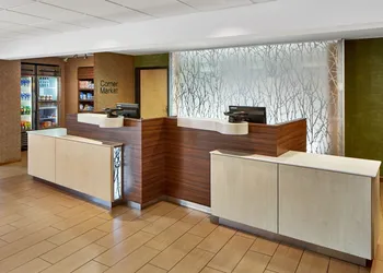 Fairfield Inn and Suites Gainesville hotel thumbnail 2