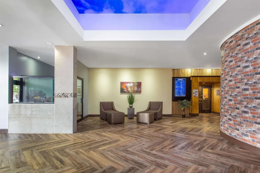 Ramada by Wyndham Tampa Westshore Airport South hotel detail image 6