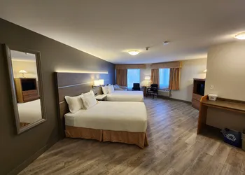 Days Inn & Conference Centre by Wyndham Penticton hotel thumbnail 6
