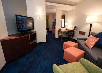 Fairfield Inn & Suites Kearney hotel thumbnail 8