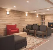 Country Inn & Suites by Radisson, Pella, IA hotel detail image 3