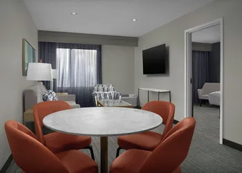 Courtyard by Marriott Waco hotel thumbnail 5