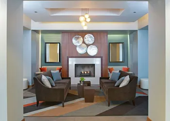 DoubleTree by Hilton Chicago - North Shore Conference Center hotel thumbnail 3