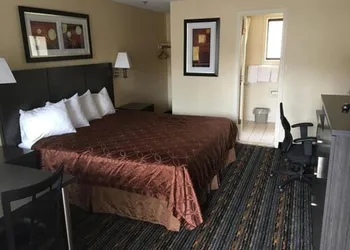 Whitney Inn & Suites hotel thumbnail 4