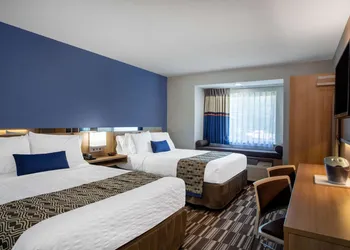 Microtel Inn & Suites by Wyndham Burlington hotel thumbnail 5