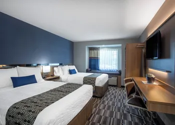 Microtel Inn & Suites by Wyndham Burlington hotel thumbnail 7