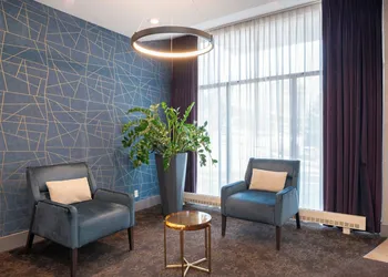 Sandman Hotel Montreal - Longueuil hotel thumbnail 3