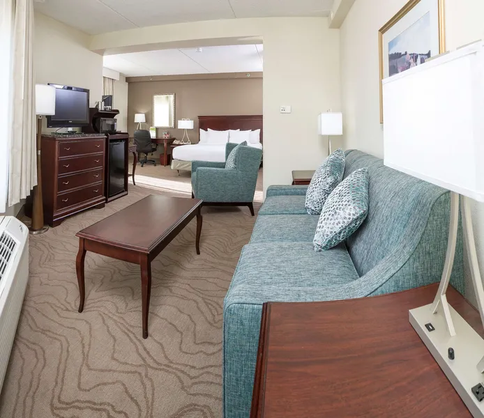 DoubleTree by Hilton Boston - Milford hotel detail image 6