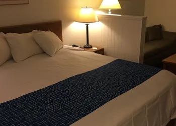 Travelodge by Wyndham Spearfish hotel thumbnail 4