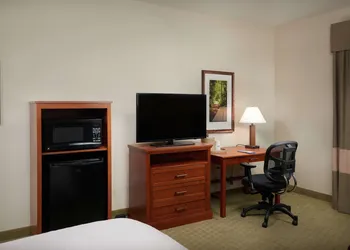 Hampton Inn & Suites Salem, OR hotel thumbnail 6