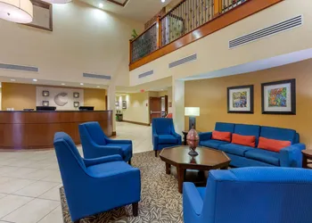Comfort Suites Charleston West Ashley hotel thumbnail 3