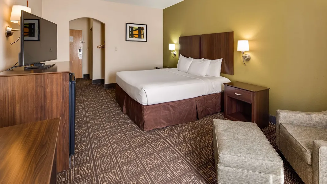 Best Western Rayne Inn hotel detail image 6