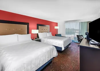 Holiday Inn Tyler-Conference Center by IHG hotel thumbnail 7