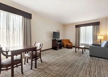 Best Western Plus Greenville South hotel thumbnail 7