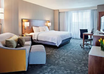 Courtyard by Marriott Pueblo Downtown hotel thumbnail 5