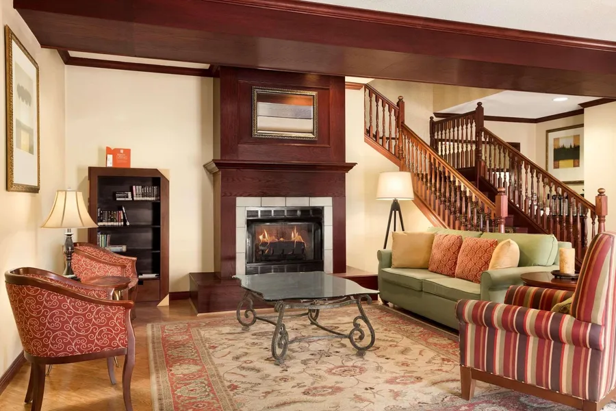 Country Inn & Suites by Radisson, Kearney, NE hotel detail image 2