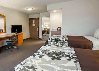 Sleep Inn & Suites Lake of the Ozarks hotel thumbnail 7